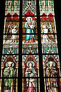 教堂內的彩繪玻璃窗