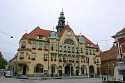 市會堂 (City Hall)
