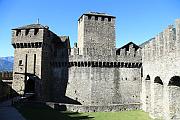 D5：Bellinzona（貝林佐納）的城堡